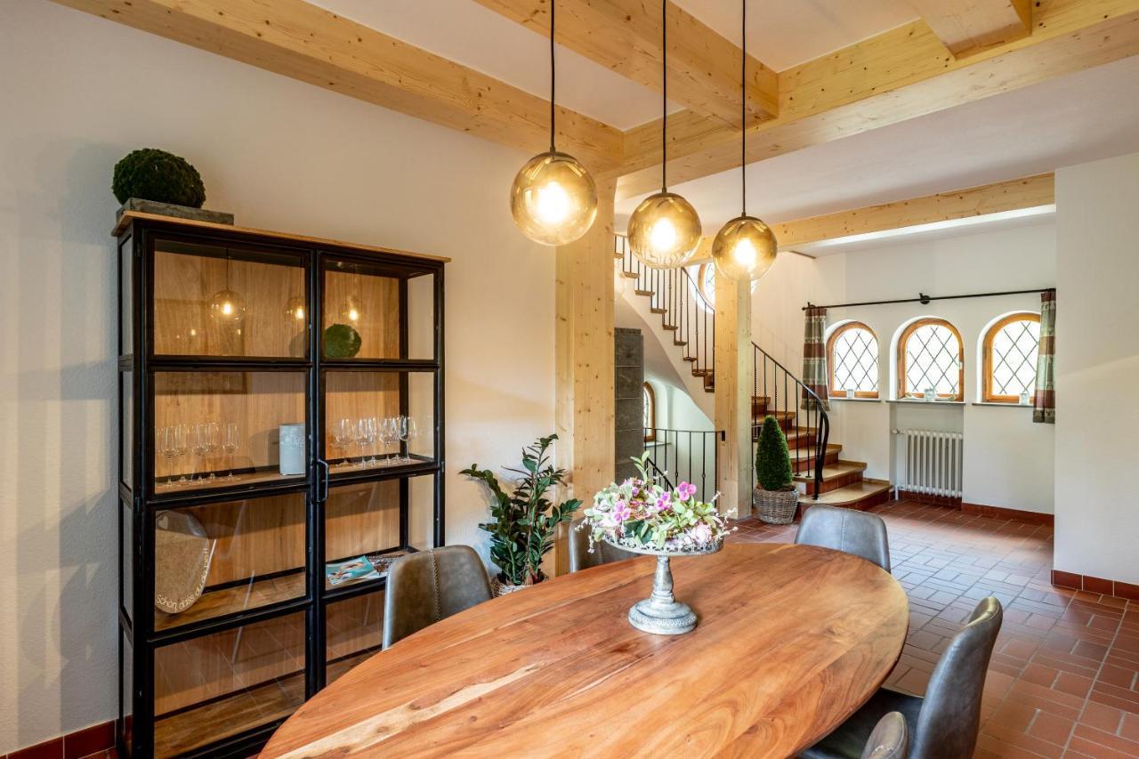 Landhaus Karbach Komplett Oder Einzelne Wohneinheiten Villa Inkl Sauna Bzw Waldhaeuschen Hirten Extérieur photo