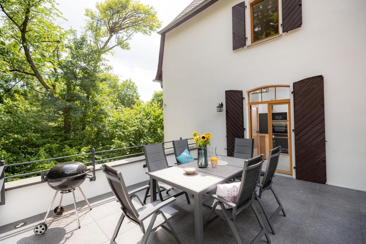 Landhaus Karbach Komplett Oder Einzelne Wohneinheiten Villa Inkl Sauna Bzw Waldhaeuschen Hirten Extérieur photo