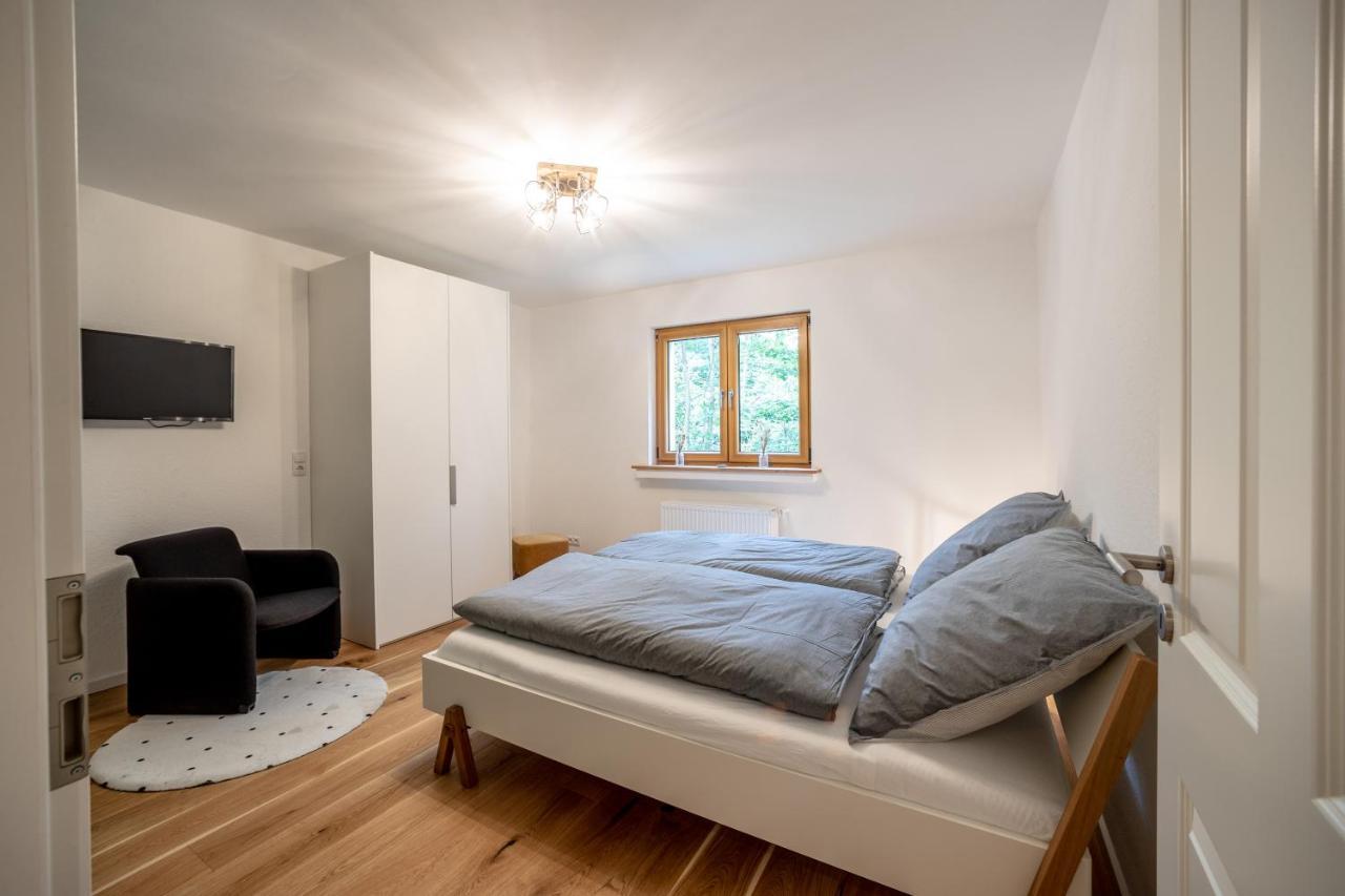 Landhaus Karbach Komplett Oder Einzelne Wohneinheiten Villa Inkl Sauna Bzw Waldhaeuschen Hirten Extérieur photo